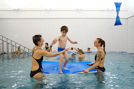 Schwimmschule CaLLe Albert-Schüle-Weg 26, 73265 Dettingen unter Teck, Deutschland