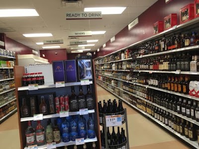 Publix Liquors at Oasis Plaza