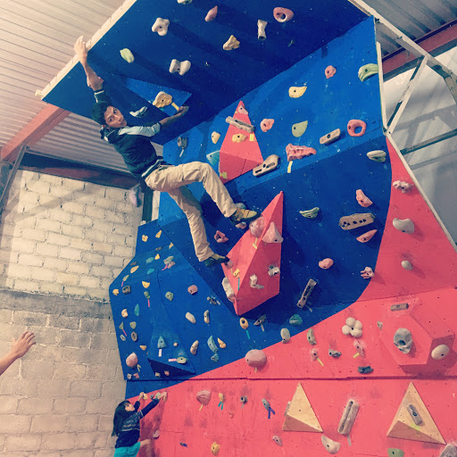La Roca Sala de Escalada - Thumbnail