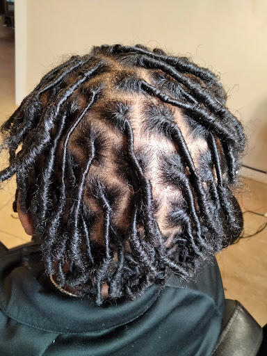 Salon 827 - Thumbnail