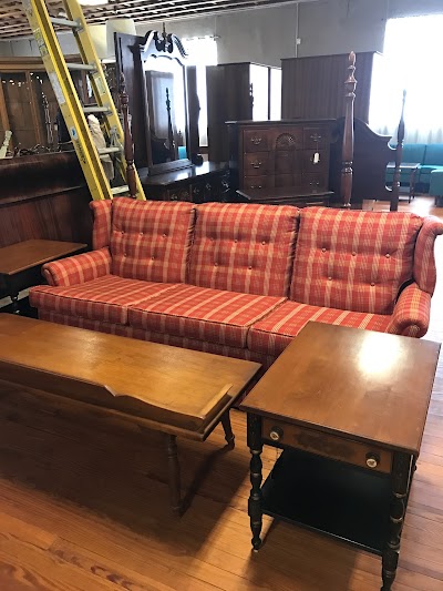Photos of Madison Antiques Market & Interiors