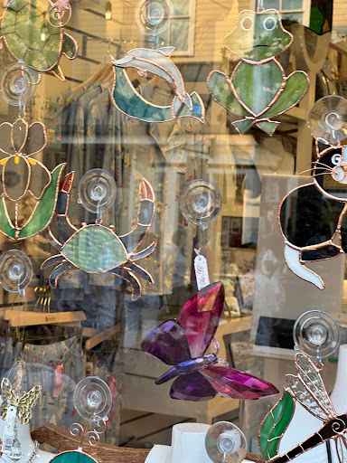 Pandora Gift Shop - Thumbnail