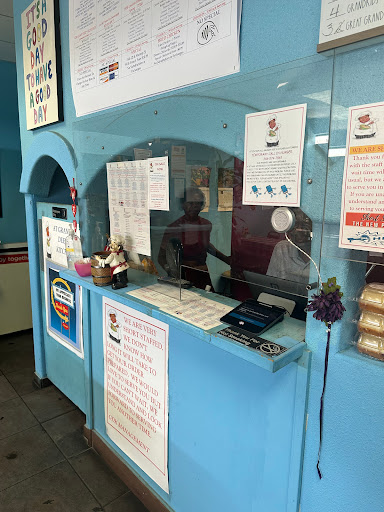 Granny Dee's Kitchen - Visual