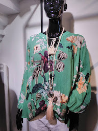 Photo n°11 de Atelier7 Val Thorens à Les Belleville (Magasin de vêtements pour femmes)