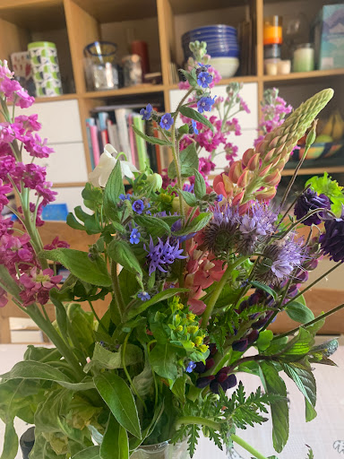 The Long Mountain Flower Company - Thumbnail