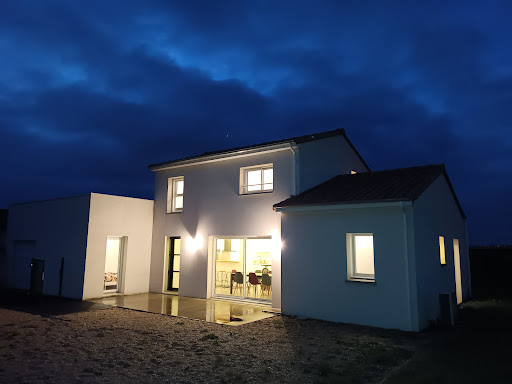 Photo de gîte maison d'Anetz pour 10 personnes - 4 chambres - 2 sde - jardin et terrasse