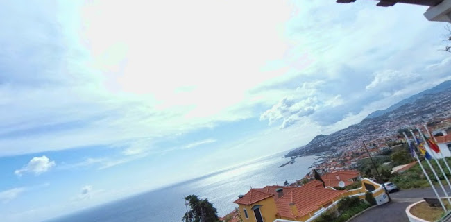 Avaliações doMiradouro Largo Padre Pita Ferreira em Funchal - Outro
