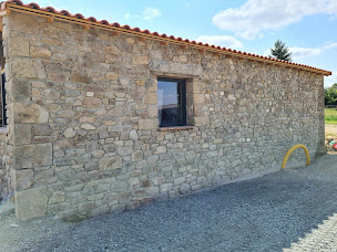 Photo n°17 de C2V Maçonnerie à Chanverrie (Couvreur)