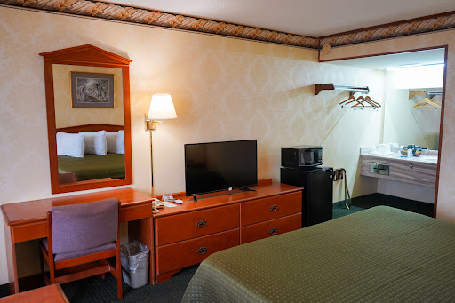 Sunset Inn Clarksville - Thumbnail