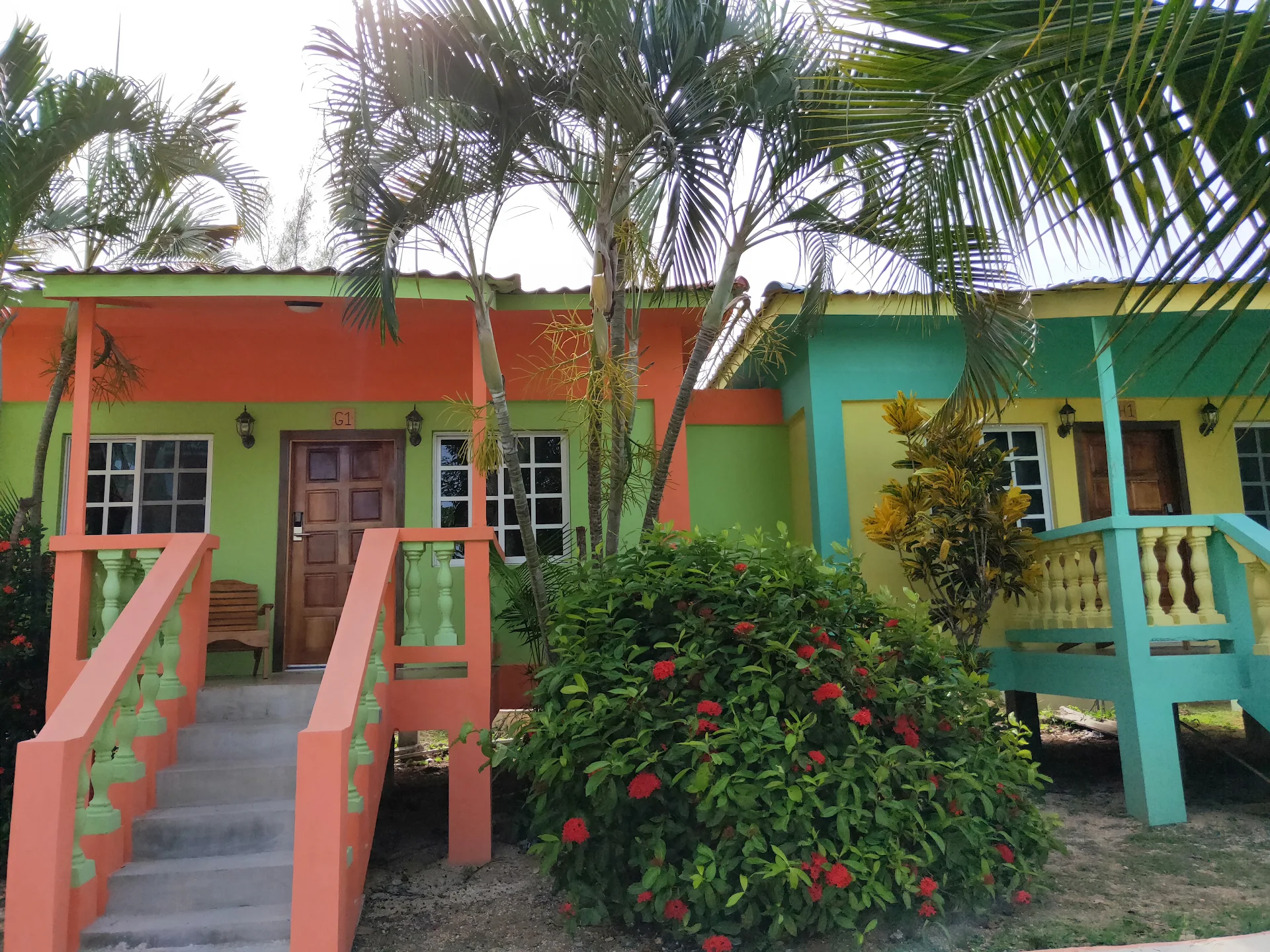 Sunshine View Hotel & Restaurant