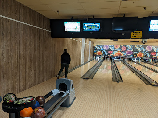 Faribowl / Bashers Sports Bar & Grill - Thumbnail