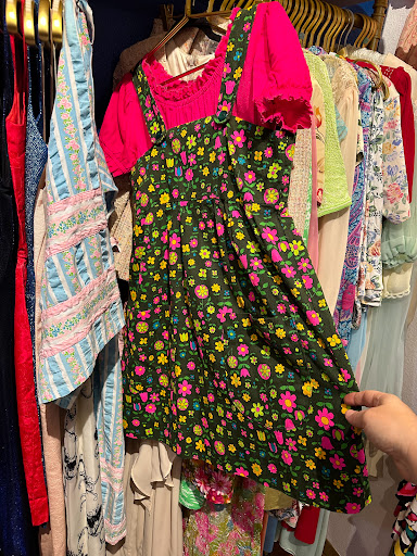 The Classic Kitten Vintage Fashion Gallery - United States