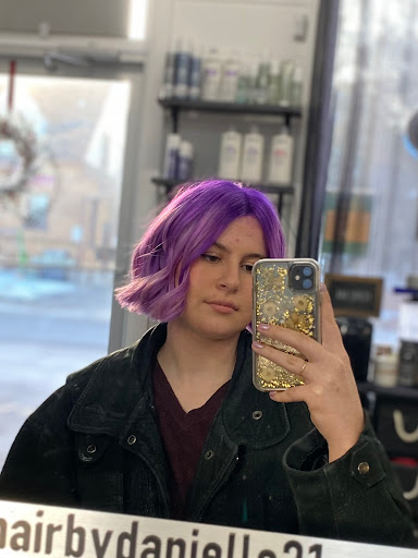 Mirror Mirror Beauty Salon & Spa - Thumbnail