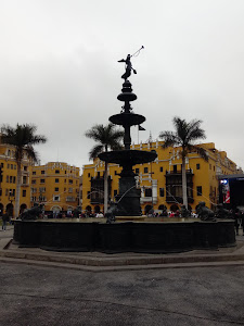 Librería San Pablo Centro de Lima 9