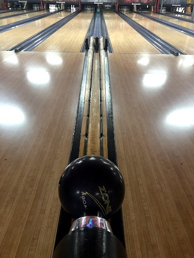 Dixie Bowl & Billiards