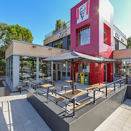 Photo n°75 de KFC Nimes à Nîmes (Restaurant de hamburgers)