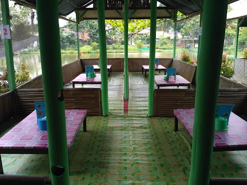 Rumah Makan Empang, Author: billy yardo