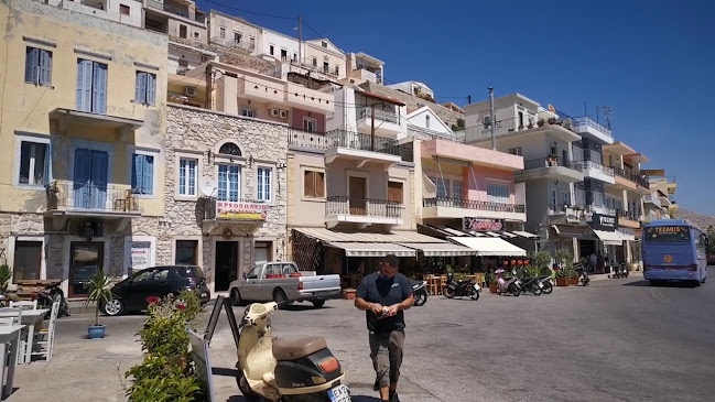 Mamouzelos Seafood Restaurant