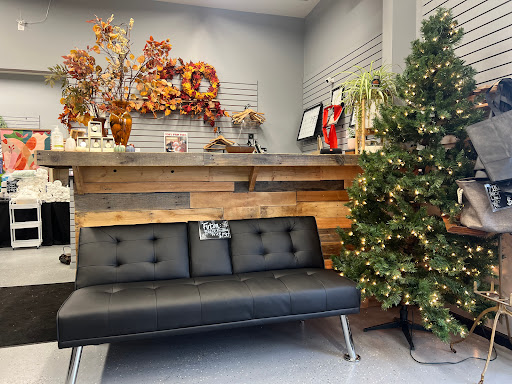 Graham’s Upscale Liquidation Store - Thumbnail