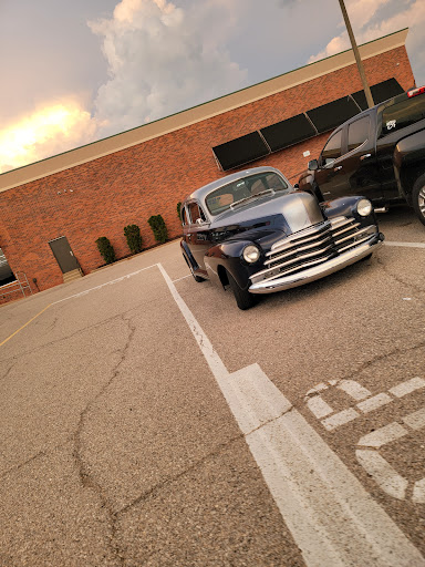 REVS CLASSIC & HOTROD RESTORATION (REPAIR) - Thumbnail