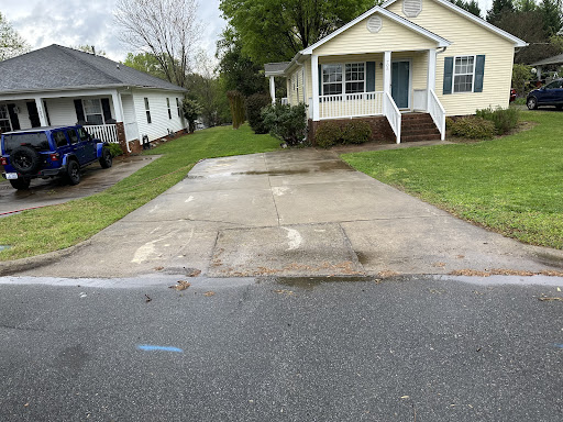 Straight Stream Pressure Washing - Thumbnail