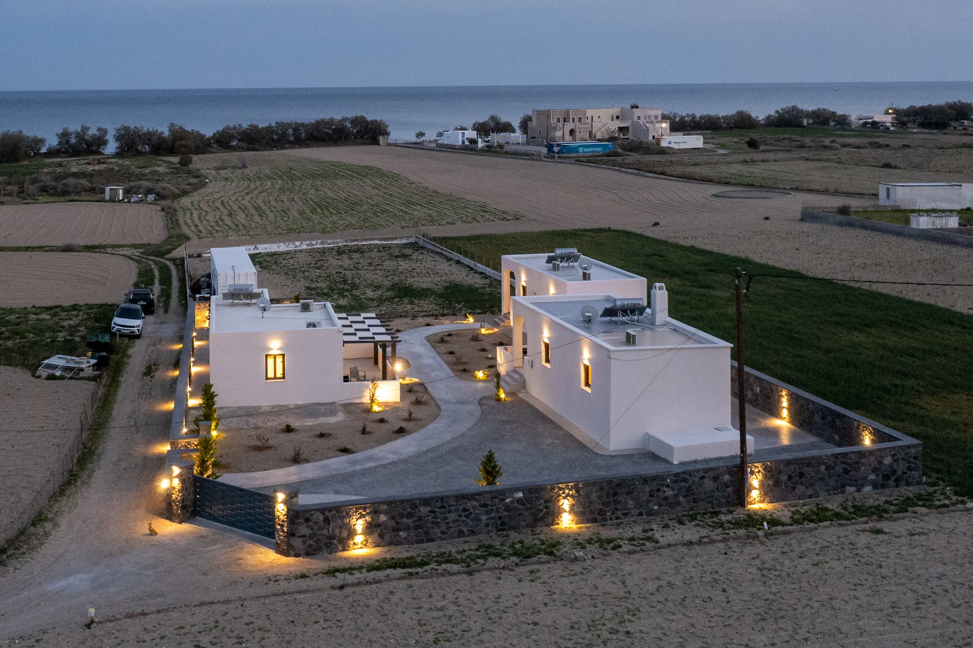 Almira Luxury Suites