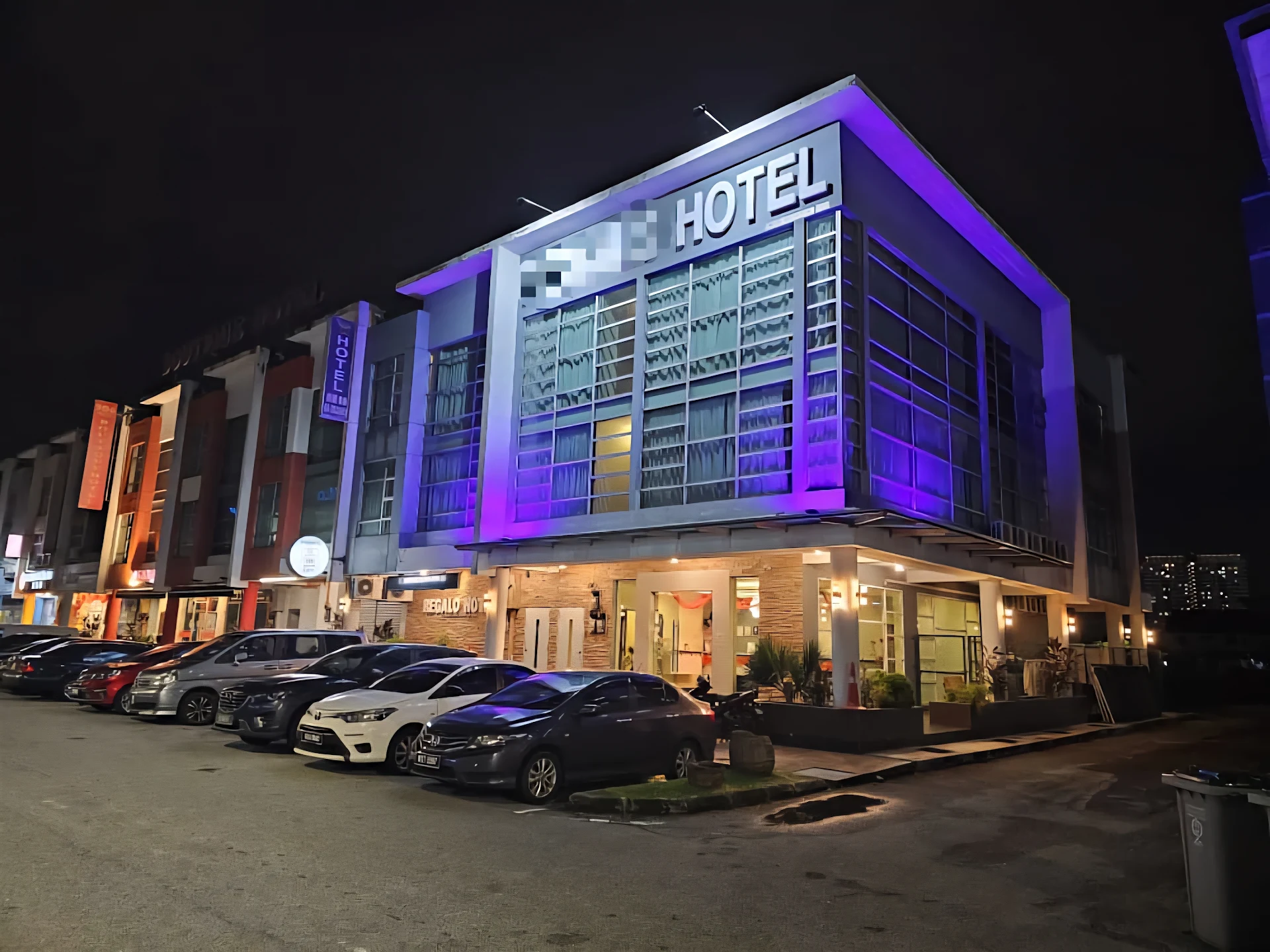 REGALO HOTEL