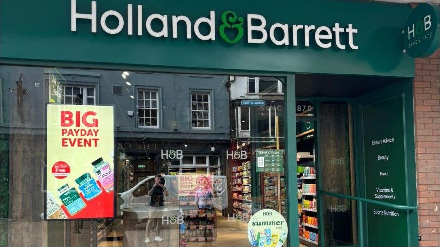 Holland & Barrett - Nuneaton