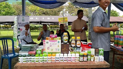 Photos of BUSINESS CENTER HALAL MART HNI HPAI