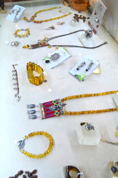 Photos of Flora Maria "Jewels of the Earth
