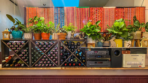 Siamese Kitchen - Visual