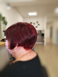 Photo n°20 de Instant Beauté à Marans (Magasin de perruques)