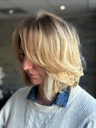 Photo n°16 de Sabrina Cargioli à Bourg-la-Reine (Salon de coiffure)