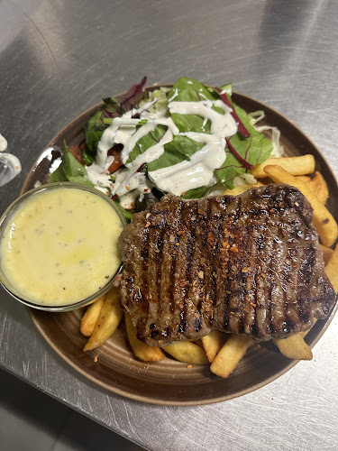 Alaturka Restaurant - Pizza