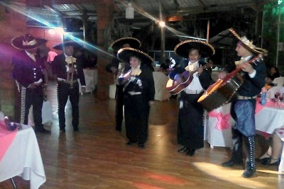 Photos of Mariachis en Guatemala