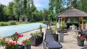 Photo n°3 de Domaine des Tinarages à Échouboulains (Chambre d'hôtes)