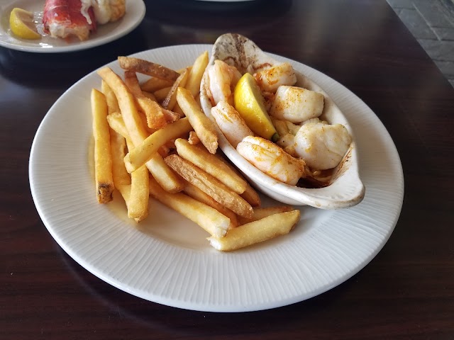 Waterman's Surfside Grille