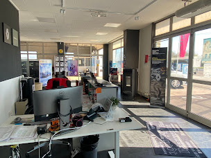 Photo n°14 de Renault / Dacia - Garage Merlin Penné SARL à Brethenay (Vendeur de voitures d'occasion)