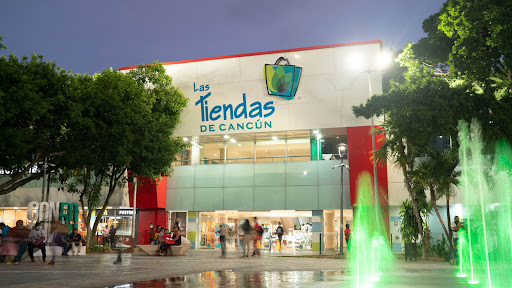 Shops Cancun
