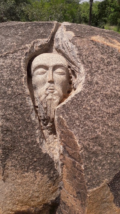 Photos of Sculptures de Laongo