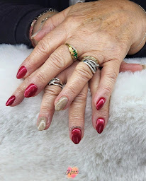 Photo n°5 de Butterflynails&Beauty à La Lande-de-Fronsac (Salon de manucure)
