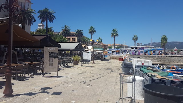 Le Forum