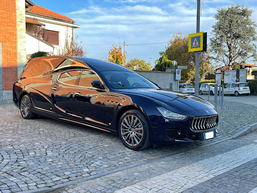 Rosso - Impresa funebre e camera ardente - Thumbnail