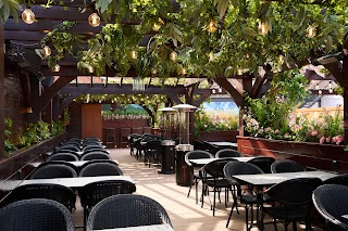 Blackstock Market - Food, Drink & Entertainment Venue