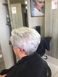 Photo n°9 de Couleur Crea'Tif à Alençon (Salon de coiffure)