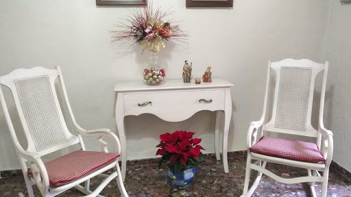 LACADOS Y BARNIZADOS ARJONA S.L.