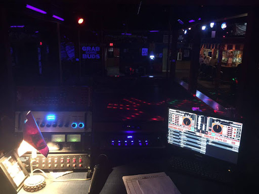 Top Hat Gentlemen's Club - Thumbnail