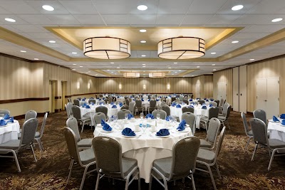 Photos of Embassy Suites by Hilton Piscataway Somerset