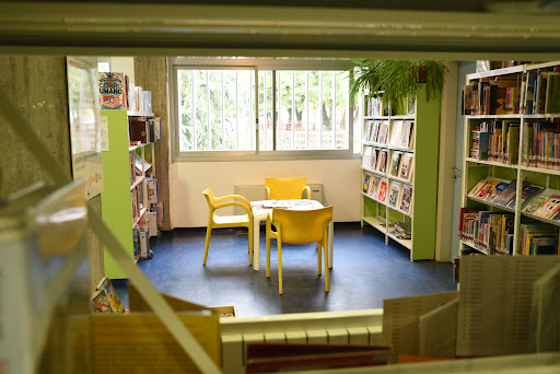 Library Villaggio Giardino