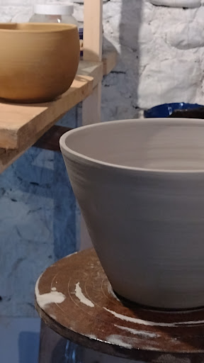 Photo de atelier céramique / Marine Ploix ceramiste à Lée (64320)